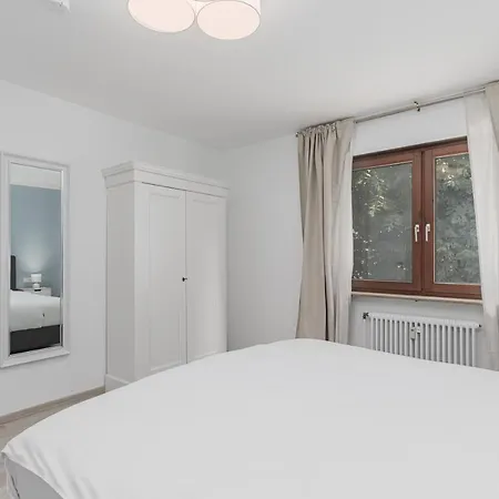 Cruwzo - Fantastic Apartment With Balcony And Parking Waiblingen  Exterior photo