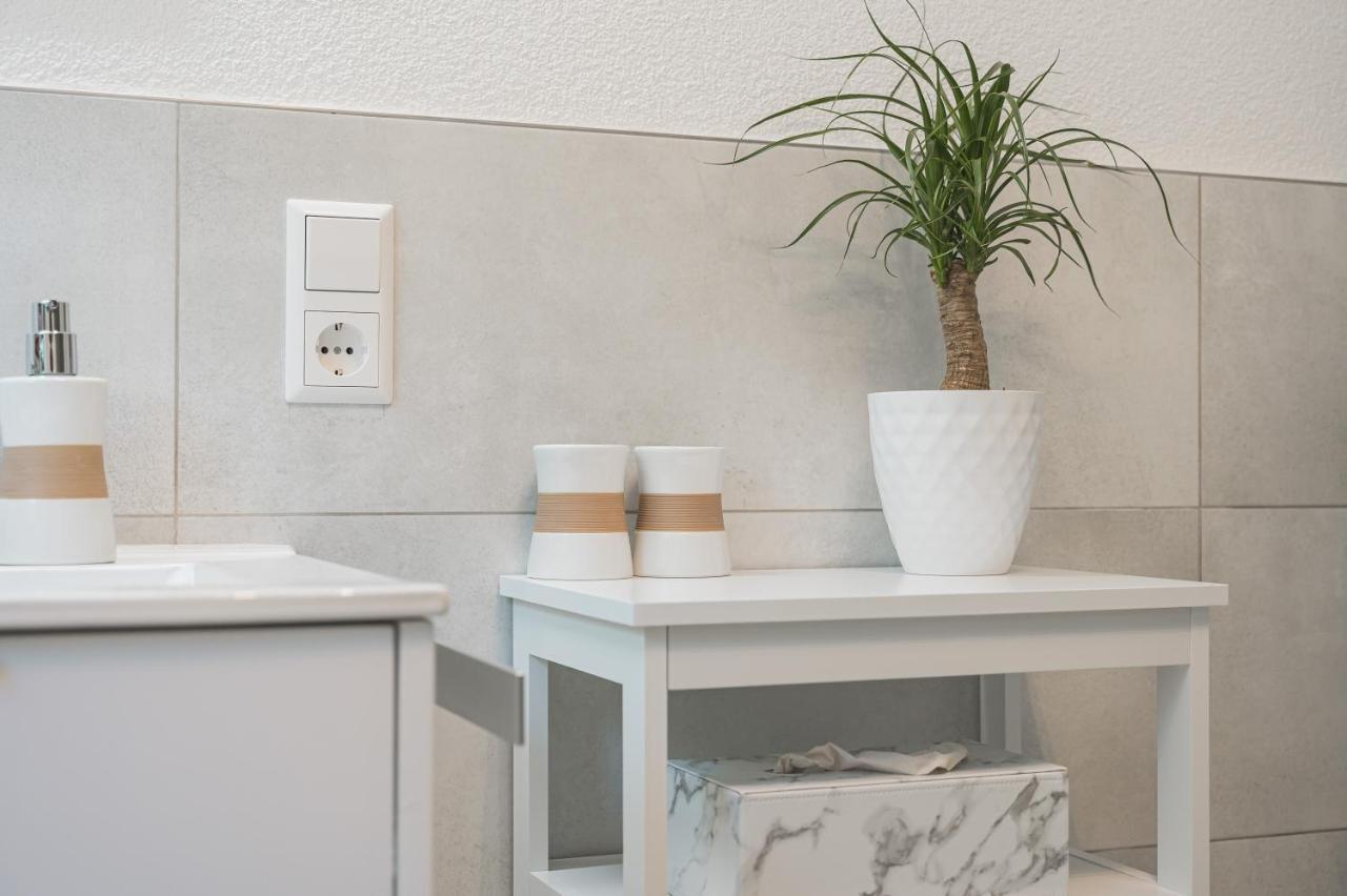Cruwzo - Fantastic With Balcony And Parking Apartment Waiblingen (Stuttgart)